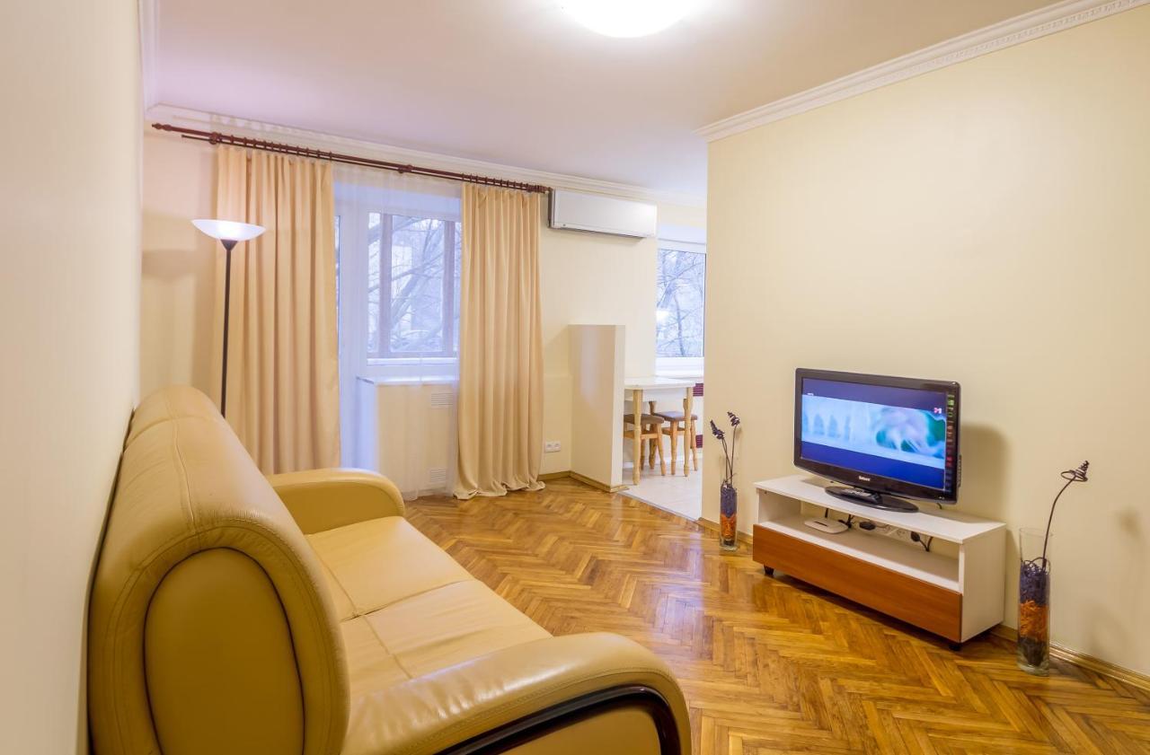 Apartment On Leonida Pervomais'Koho Kiev Bagian luar foto